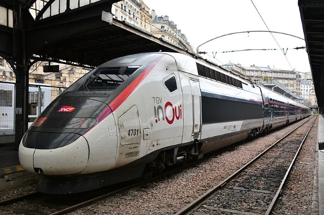 Rémunérations-avantages-députés-transports gratuits-sncf