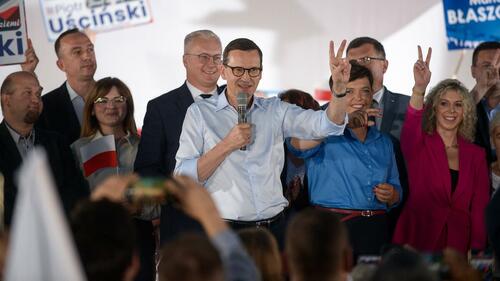 "La Pologne n'armera plus l'Ukraine pour se concentrer sur sa propre défense", a déclaré le premier ministre polonais Mateusz Morawiecki.